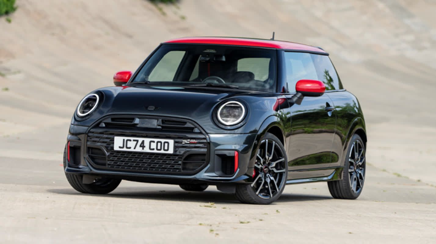 「愛くるしい外見の裏で」MINI JCW、小さなボディが操る”レーシングカートの本能”