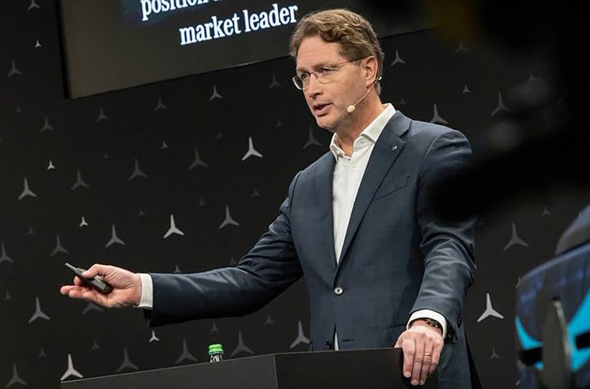 「いっそ禁止の方がましだ」メルセデスCEOが批判、規制不透明が市場萎縮招く