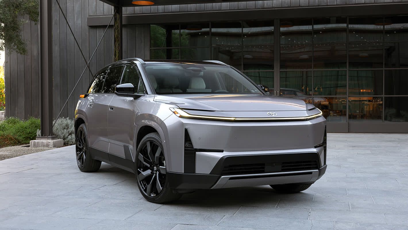 「テスラ、覚悟しろ」トヨタが米国産EV「2027ハイランダー」で正面突破に踏み切った