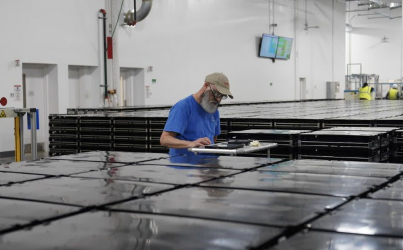 「剛性より柔軟性」トヨタ、”動くバッテリー”特許でEV安全設計に革命