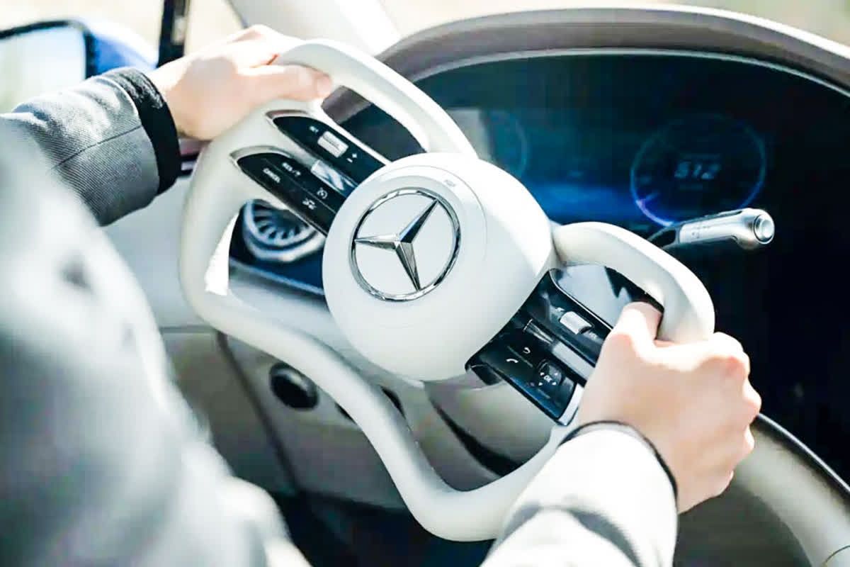 「ヨーク型、賭けに出た」メルセデスEQSがテスラの失敗を踏み台にした理由