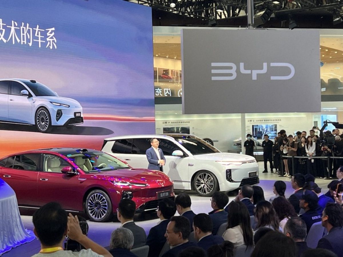 トヨタの牙城に火種…中国勢が狙う「第二のヤリス」とは