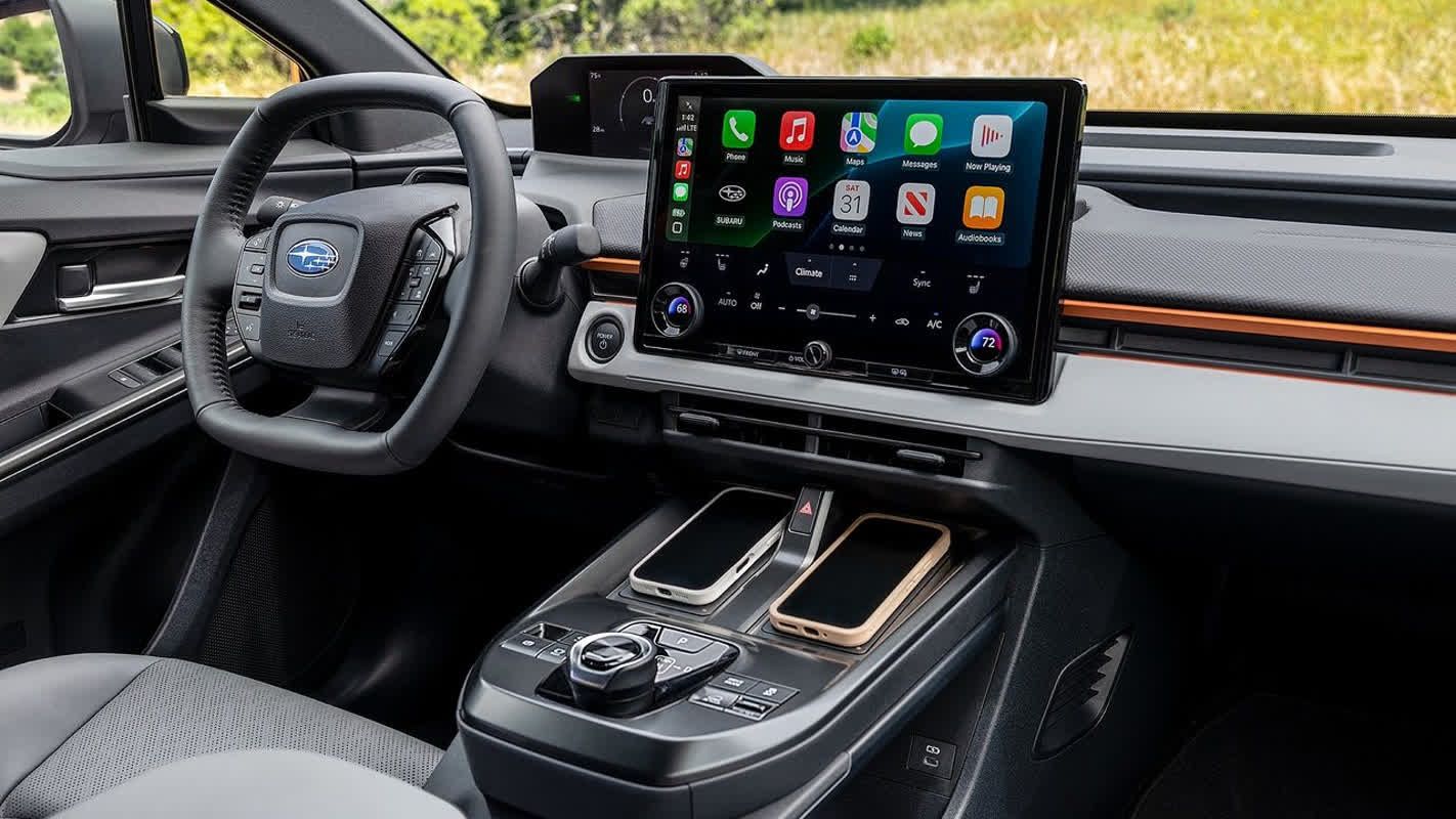 スバル初の電気SUV「アンチャーテッド」…344馬力AWD・584kmで「スバルらしさ」を貫く